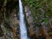 Imposanter Wasserfall am Ende der Raggaschlucht